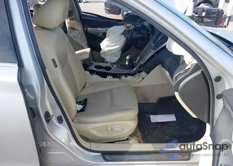 2014 Infiniti Q50 Premium from USA, damaged, VIN JN1BV7AP0EM671590